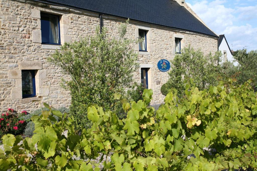 - Restaurant L'hortensia 2* Noyalo